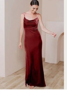 Revelry Skye Velvet Slip Dress in Deep Rose Size 6